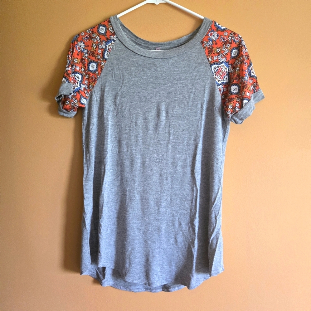 Cool Melon Floral Sleeved Tee PTP=16.5"